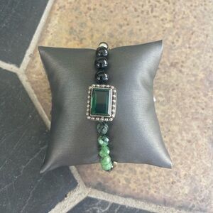 Elegant one of a kind Emerald, Pearl,Citrine & Black Beaded Bracelet 7” long